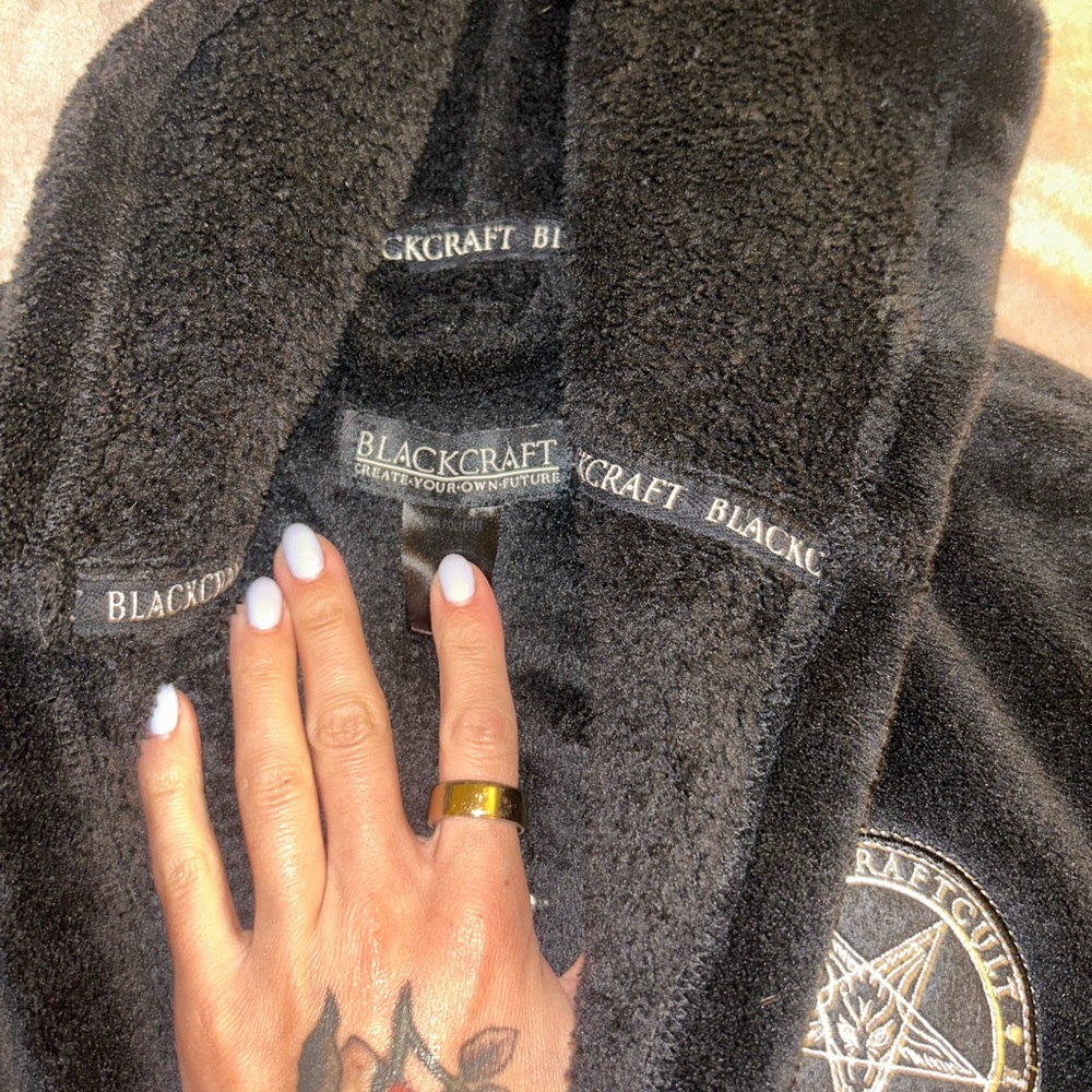 BlackCraft Cult Robe - Picture 3 of 3